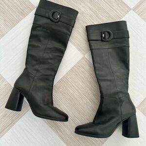 Black buckle boots with chunky heel Worn
Size 7 
Geox 
Never worn